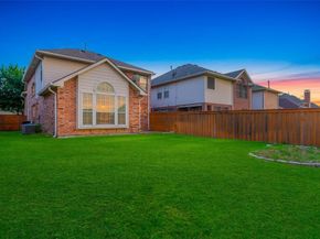 511  Poplar Lane , Irving Texas 75063