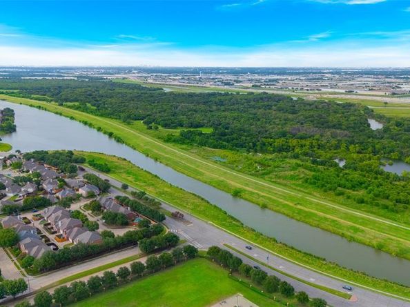 511  Poplar Lane , Irving Texas 75063