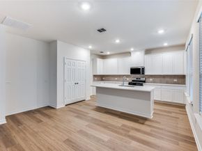 2704  Goldfinch Drive , Denton Texas 76205