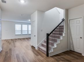 2704  Goldfinch Drive , Denton Texas 76205