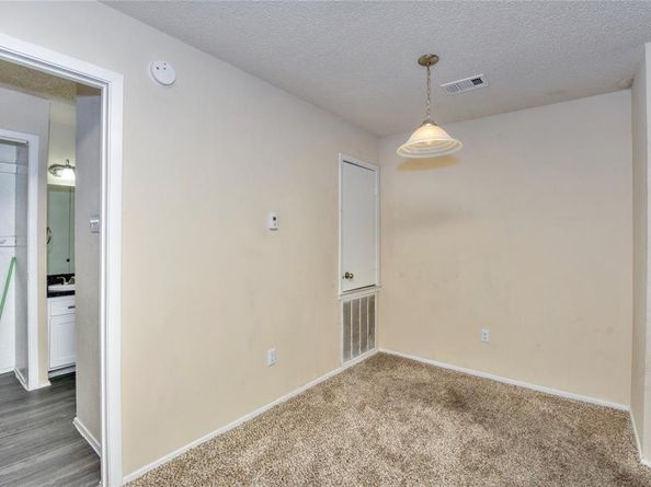 9696  Walnut Street  312, Dallas Texas 75243