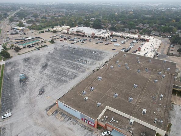 9696  Walnut Street  312, Dallas Texas 75243