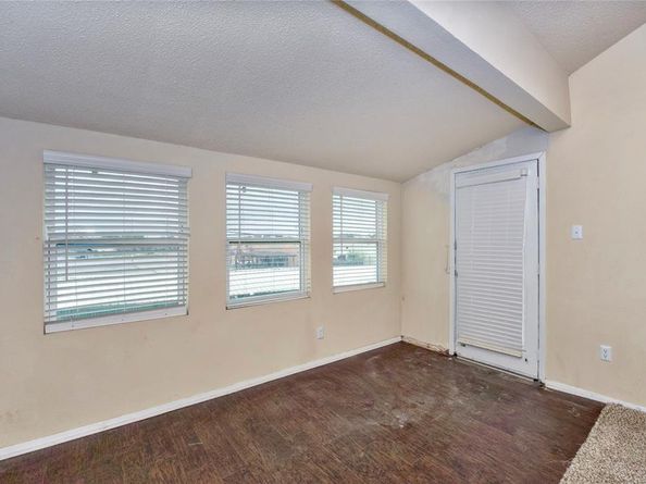 9696  Walnut Street  312, Dallas Texas 75243