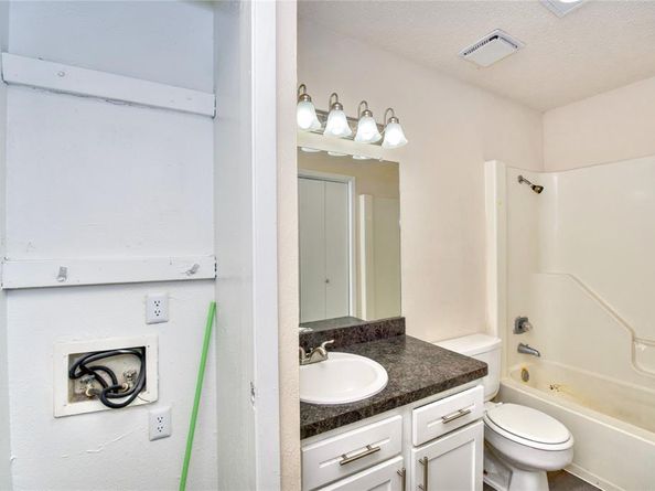 9696  Walnut Street  312, Dallas Texas 75243