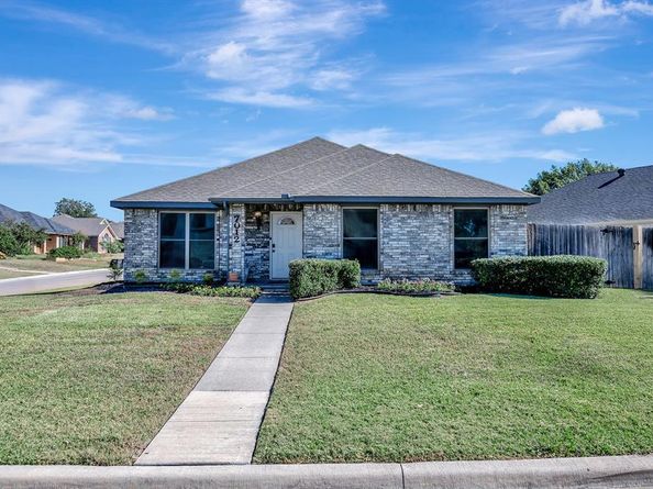 7012  Bentley Avenue , Fort Worth Texas 76137