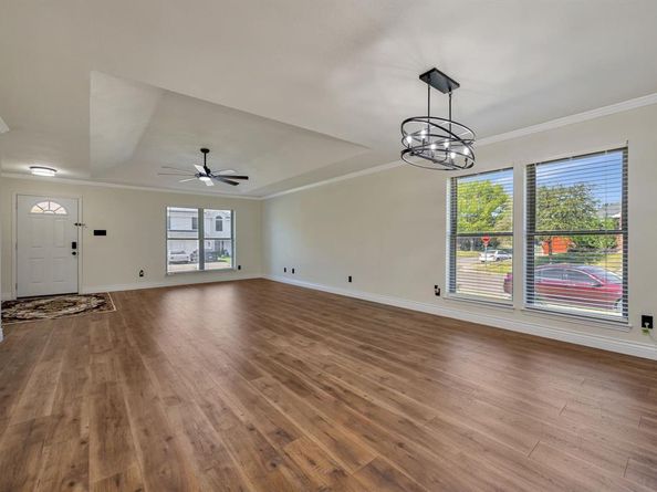 7012  Bentley Avenue , Fort Worth Texas 76137