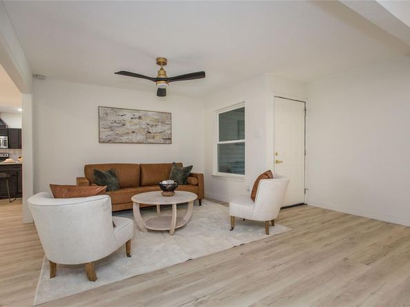 2825  Fairbrook Street , Irving Texas 75062