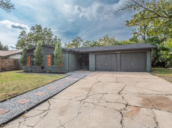 2825  Fairbrook Street , Irving Texas 75062