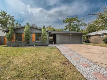 2825  Fairbrook Street 