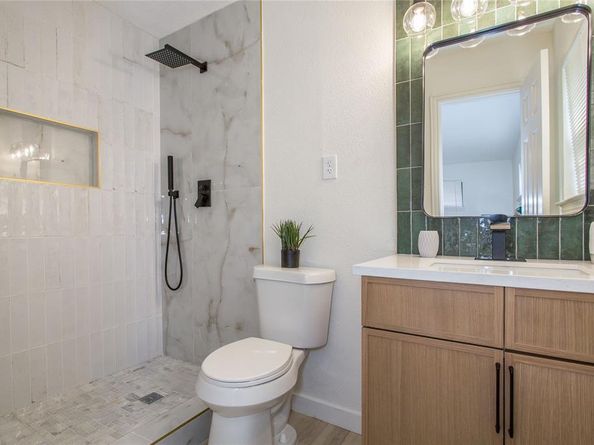 2825  Fairbrook Street , Irving Texas 75062