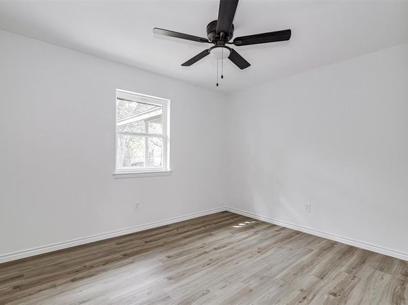 909  Kelley Drive , Everman Texas 76140