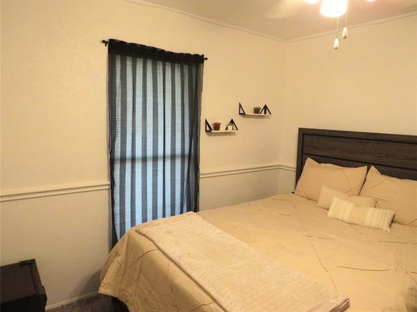 7218  Chinaberry Road , Dallas Texas 75249