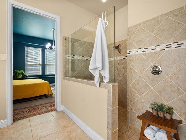 6532  Prairie Flower Trail , Dallas Texas 75227