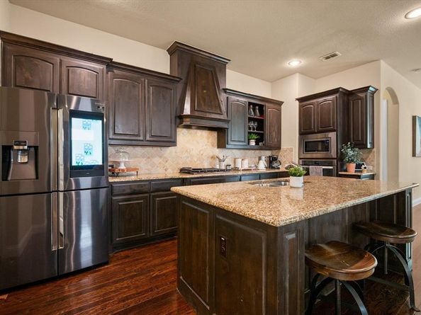 6532  Prairie Flower Trail , Dallas Texas 75227