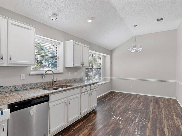 820  Charter Oak Street , Allen Texas 75002