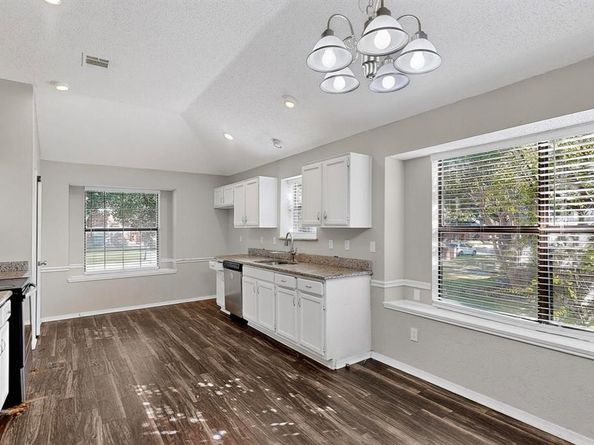 820  Charter Oak Street , Allen Texas 75002