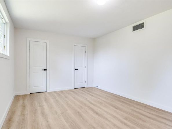 118 W Wanda Drive , Garland Texas 75040