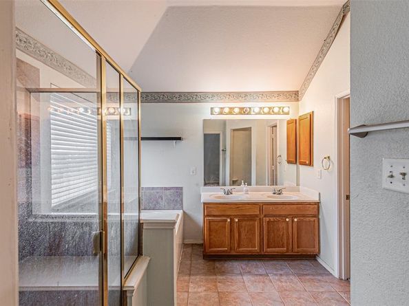 5504  Thornberry Drive , Fort Worth Texas 76137