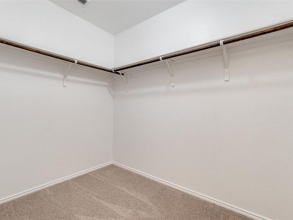 9287  Summerlee Street , Dallas Texas 75227