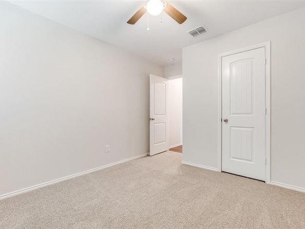 9287  Summerlee Street , Dallas Texas 75227