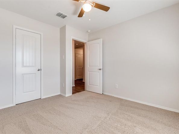 9287  Summerlee Street , Dallas Texas 75227