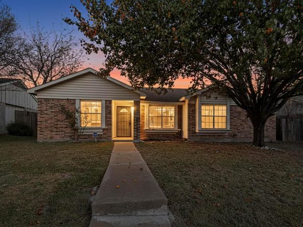 10243  Woodlot Drive , Dallas Texas 75217