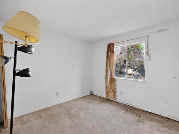 10243  Woodlot Drive , Dallas Texas 75217