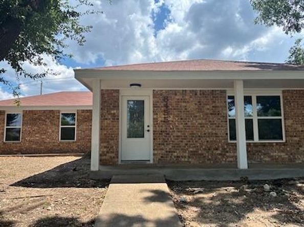 8455  Sugarberry Road , Dallas Texas 75249