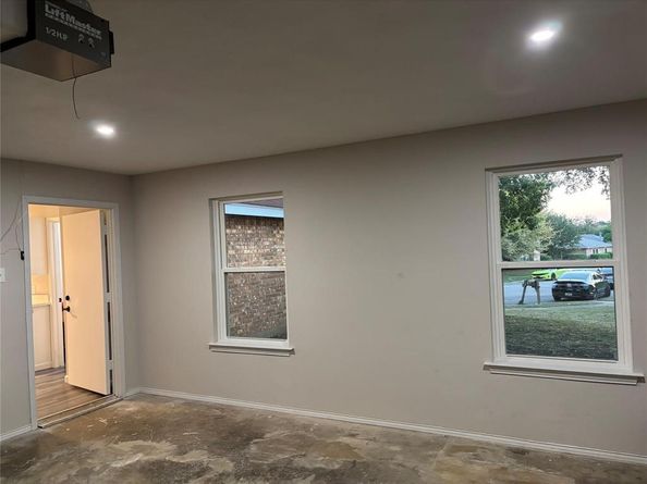 8455  Sugarberry Road , Dallas Texas 75249