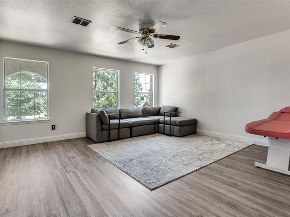 5011  Steeple Chase Court , Grand Prairie Texas 75052