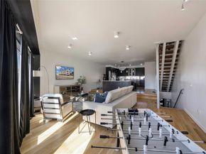 506  1st Avenue , Dallas Texas 75226