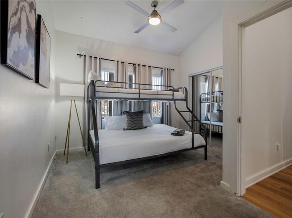 506  1st Avenue , Dallas Texas 75226