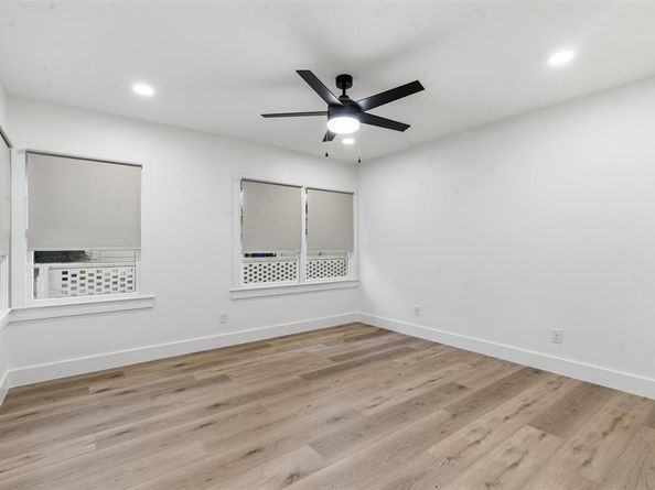 309  Eastwood Avenue , Fort Worth Texas 76107