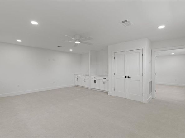 15655  Regal Hill Circle , Dallas Texas 75248