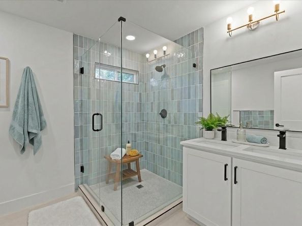 15655  Regal Hill Circle , Dallas Texas 75248