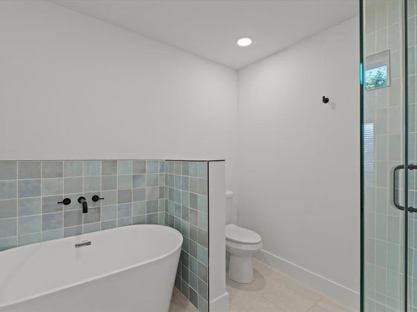 15655  Regal Hill Circle , Dallas Texas 75248