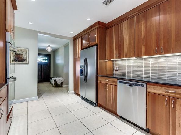 237  Woodcrest Drive , Richardson Texas 75080