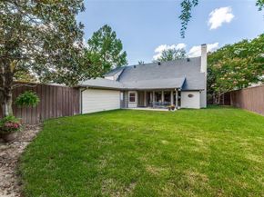 237  Woodcrest Drive , Richardson Texas 75080