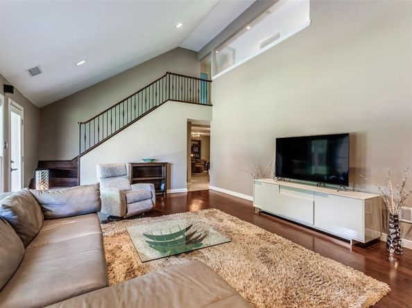 237  Woodcrest Drive , Richardson Texas 75080