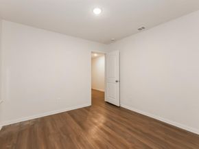 2213  Dillard Street , Fort Worth Texas 76105