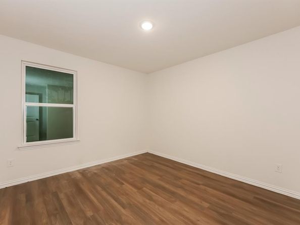 2213  Dillard Street , Fort Worth Texas 76105