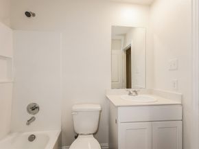 2213  Dillard Street , Fort Worth Texas 76105