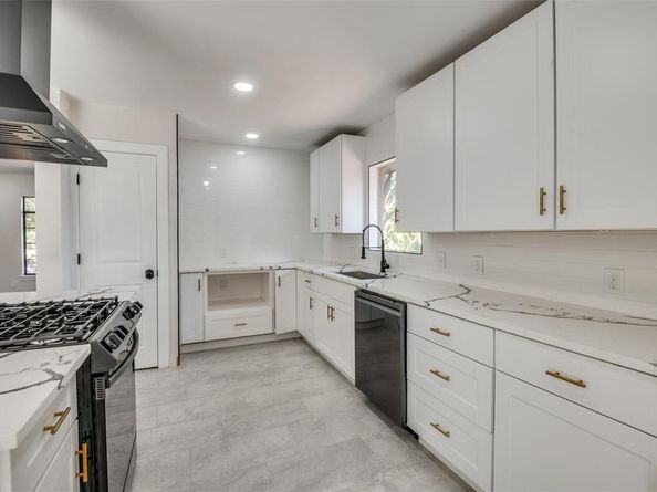 2622  Wynnewood Drive , Dallas Texas 75224