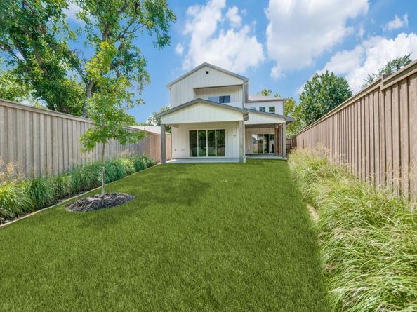 3911  Hawick Lane , Dallas Texas 75220