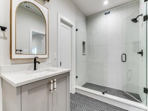 3911  Hawick Lane , Dallas Texas 75220