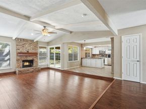 3906  Cedarwood Court , Arlington Texas 76017