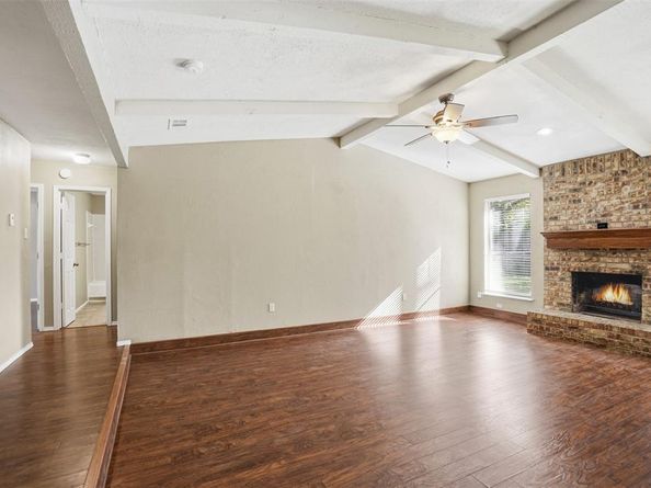 3906  Cedarwood Court , Arlington Texas 76017