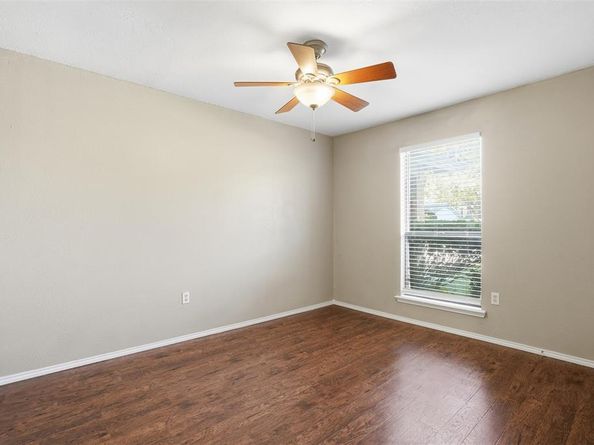 3906  Cedarwood Court , Arlington Texas 76017