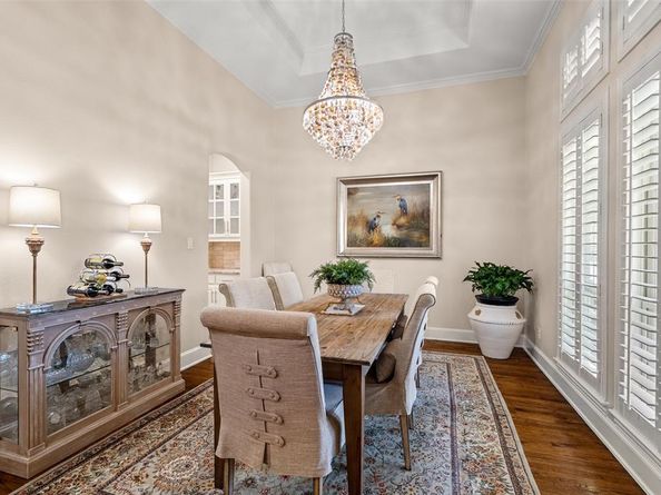 7625  Blackburn  , The Colony Texas 75056