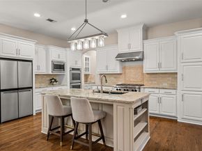 7625  Blackburn  , The Colony Texas 75056